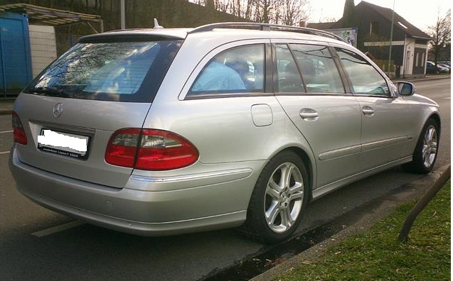 MERCEDES E CLASS (01/04/2006) - 